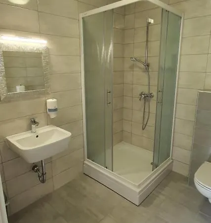 Gostilna S Prenocisci Pri Janezu Vendégház 3*