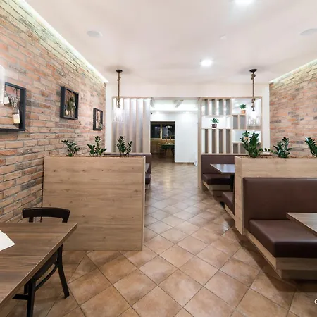 Gostilna S Prenocisci Pri Janezu Vendégház