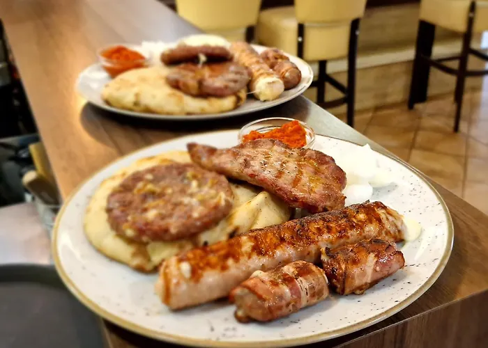 Gostilna S Prenocisci Pri Janezu Hiša za goste Zgornja Loznica